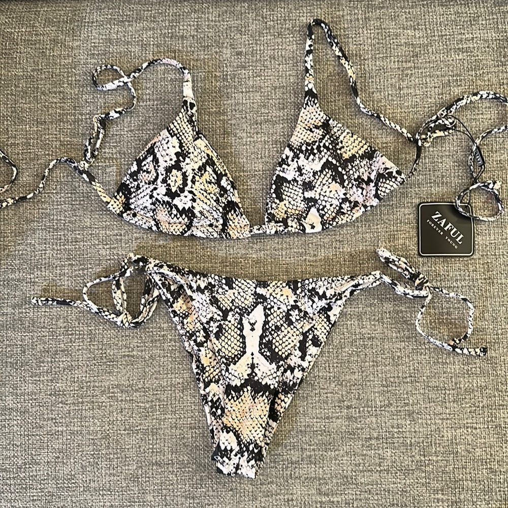 Animal print tie string bikini